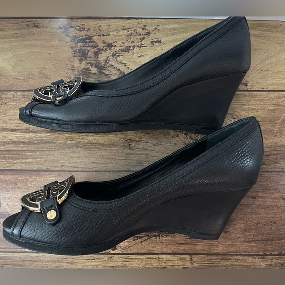 Tory Burch Black Amanda Peep Toe Pumps 8M - Picture 5 of 10